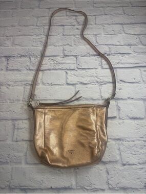 Fossil Sydney Metallic Rose Gold Leather Crossbody Purse. Leather.